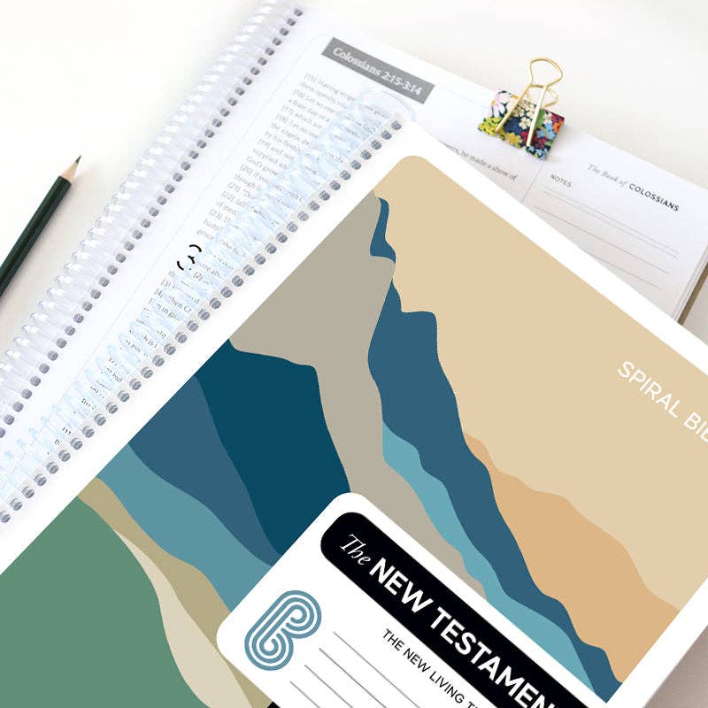 Spiral Bible - Spiral Bible™ - NLT - New Testament - Mountains